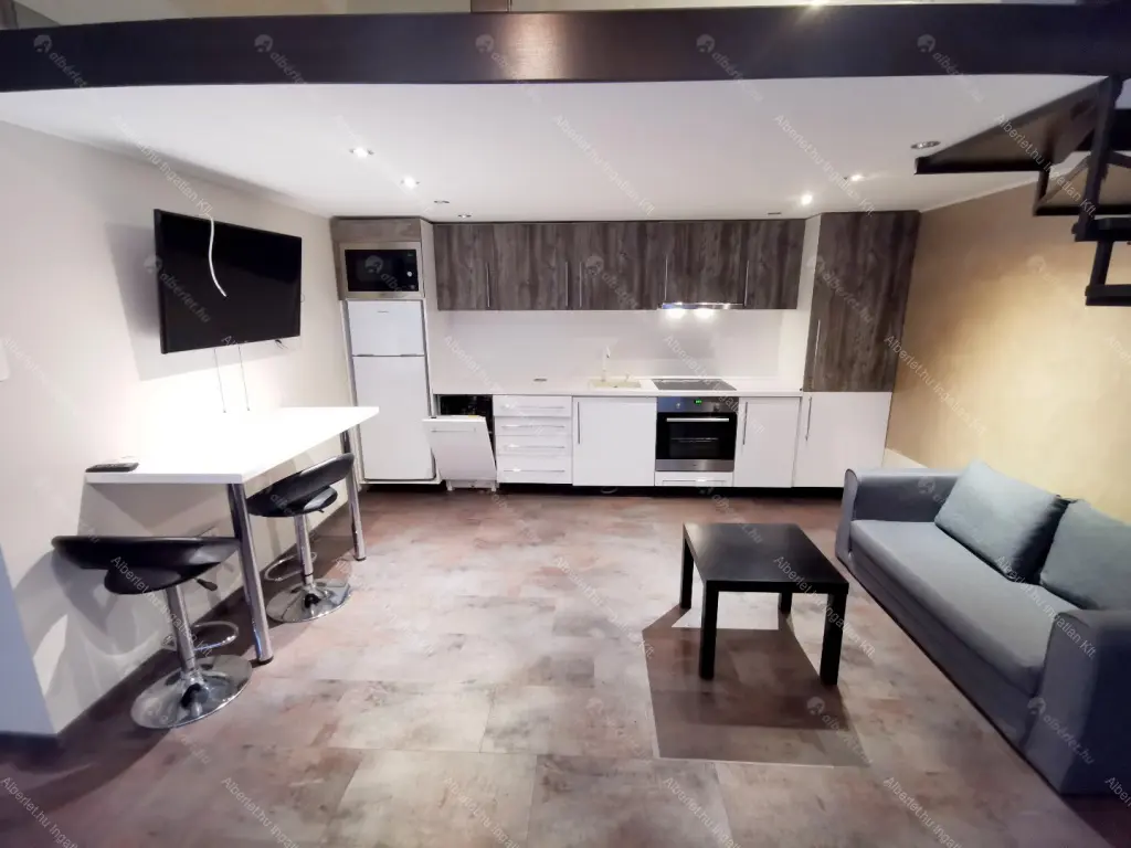 Kiadó albérlet 240000 Ft/hó áron: Budapest, VI. kerület  Paulay Ede utca. Mérete: 29 nm, 1 szobás | Alberlet.hu - 6707392