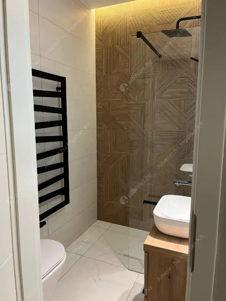 Kiadó albérlet 280000 Ft/hó áron: Budapest, VI. kerület  Paulay Ede utca. Mérete: 32 nm, 1 szobás | Alberlet.hu - 6605731