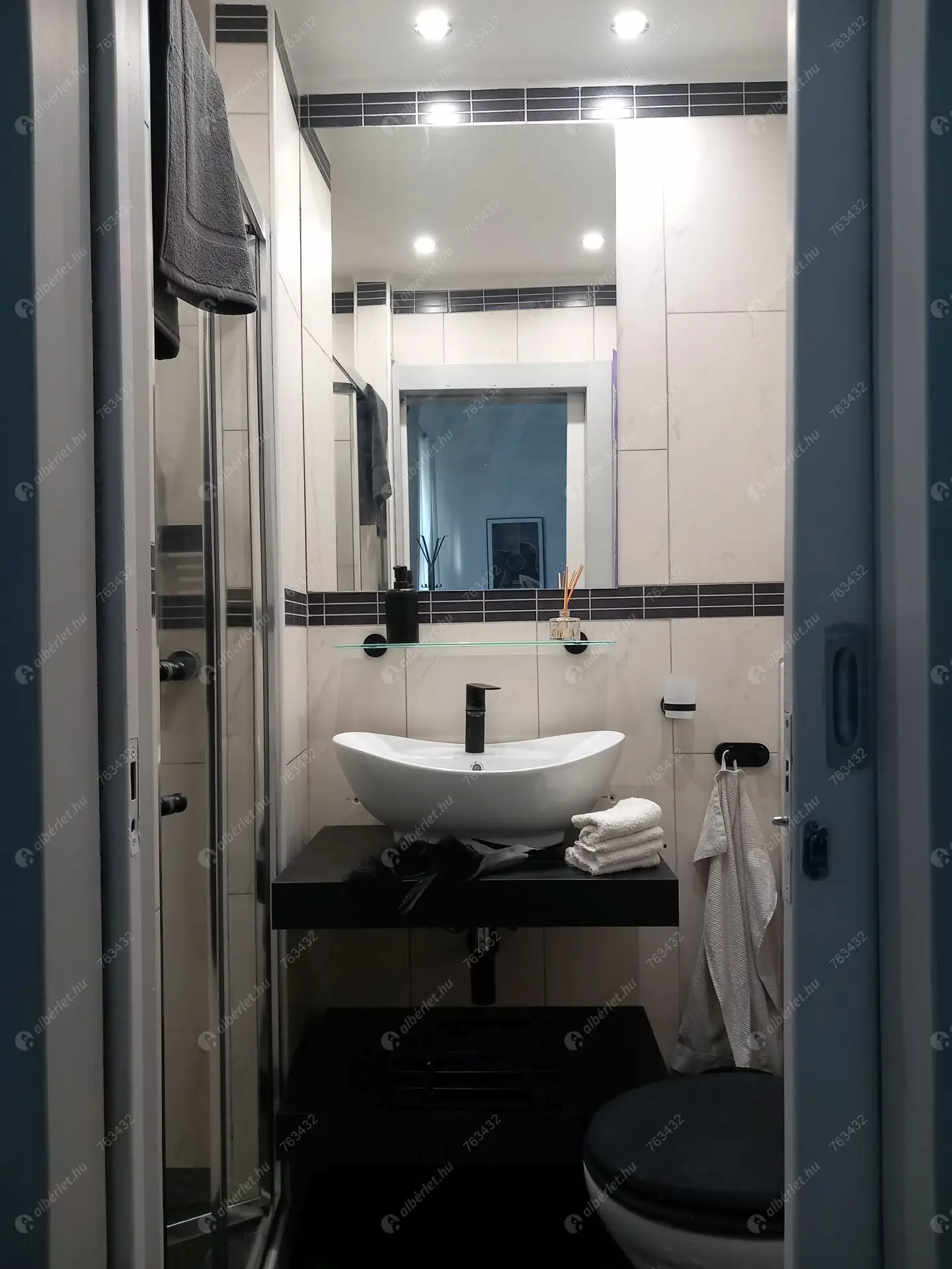 Kiadó albérlet 350000 Ft/hó áron: Budapest, VI. kerület  Paulay Ede utca. Mérete: 38 nm, 1 szobás | Alberlet.hu - 6473853