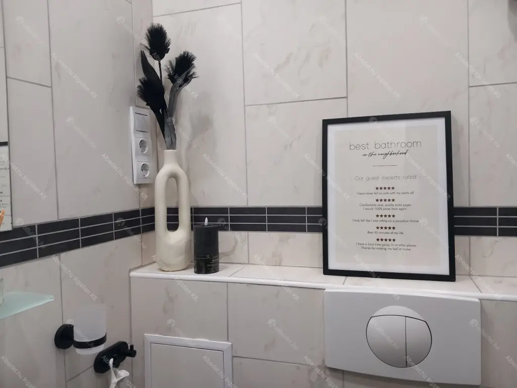 Kiadó albérlet 350000 Ft/hó áron: Budapest, VI. kerület  Paulay Ede utca. Mérete: 38 nm, 1 szobás | Alberlet.hu - 6660606