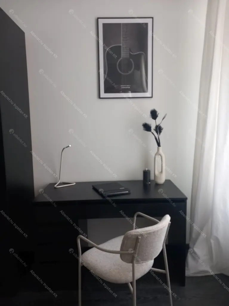 Kiadó albérlet 350000 Ft/hó áron: Budapest, VI. kerület  Paulay Ede utca. Mérete: 38 nm, 1 szobás | Alberlet.hu - 6660614