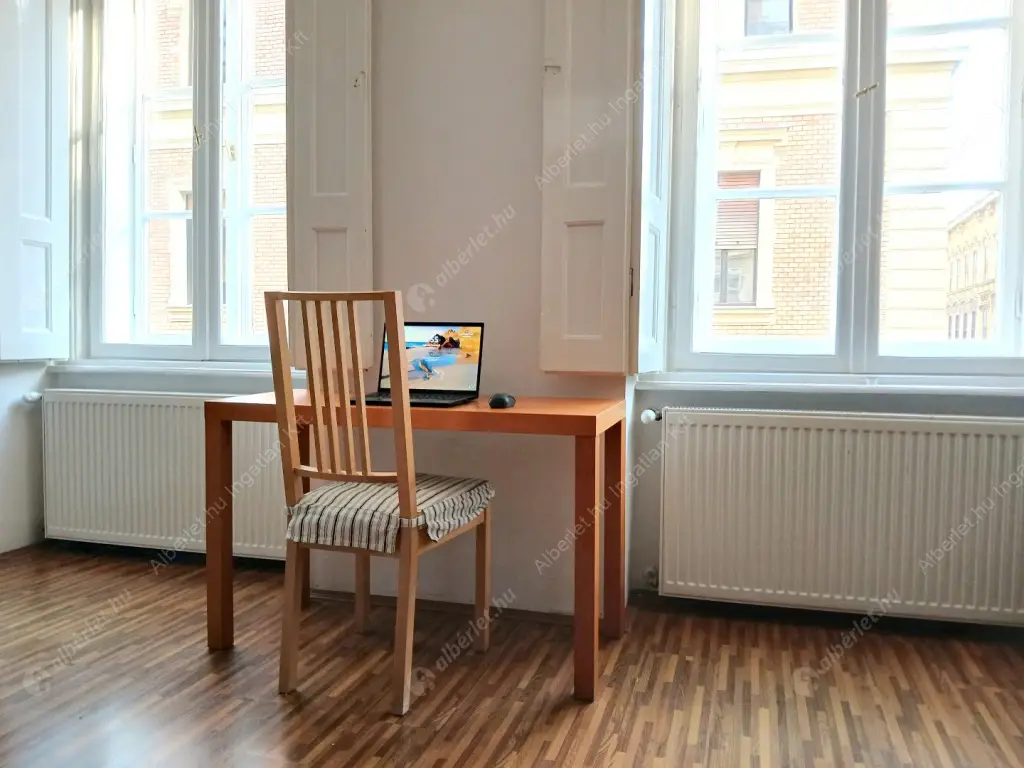 Kiadó albérlet 260000 Ft/hó áron: Budapest, VI. kerület  Paulay Ede utca. Mérete: 49 nm, 1 szobás | Alberlet.hu - 6622645