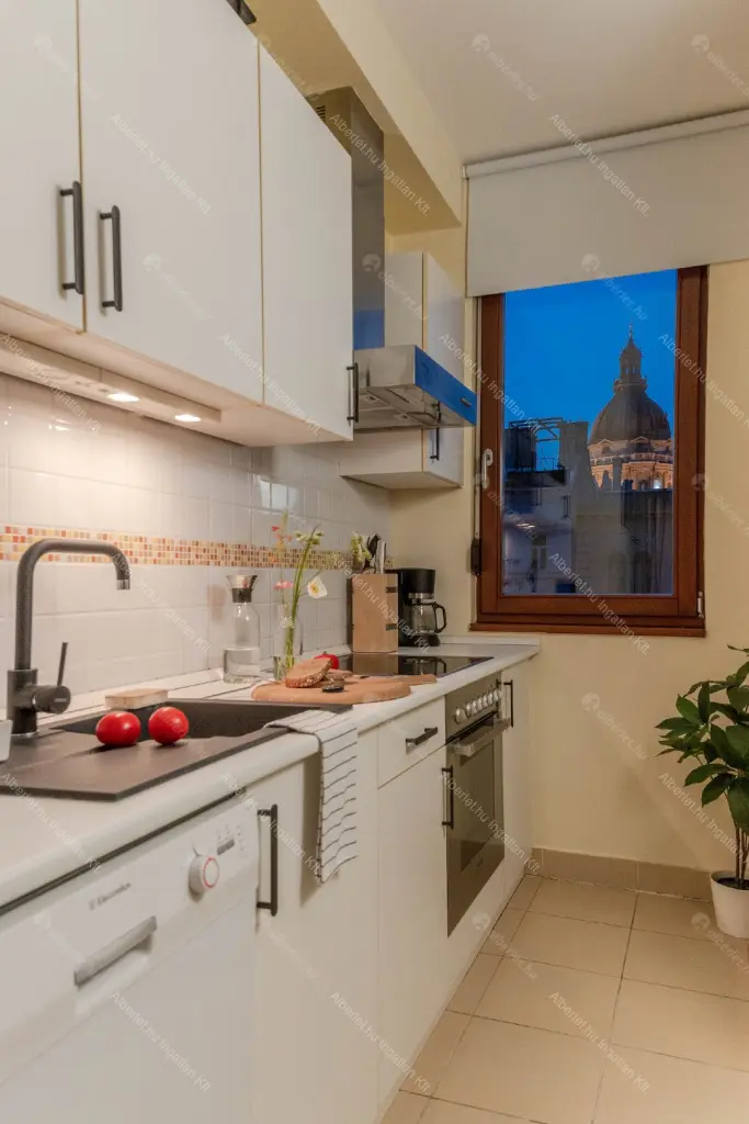 Kiadó albérlet 299000 Ft/hó áron: Budapest, VI. kerület  Paulay Ede utca. Mérete: 50 nm, 2 szobás | Alberlet.hu - 6652023