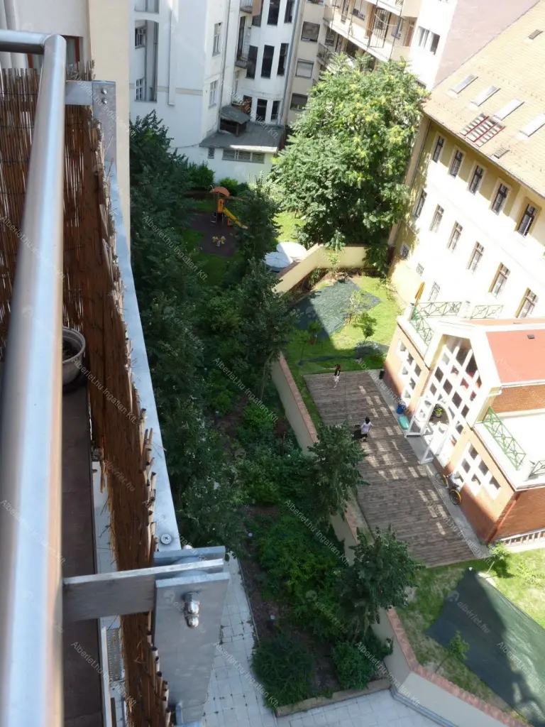 Kiadó albérlet 299000 Ft/hó áron: Budapest, VI. kerület  Paulay Ede utca. Mérete: 50 nm, 2 szobás | Alberlet.hu - 6652034