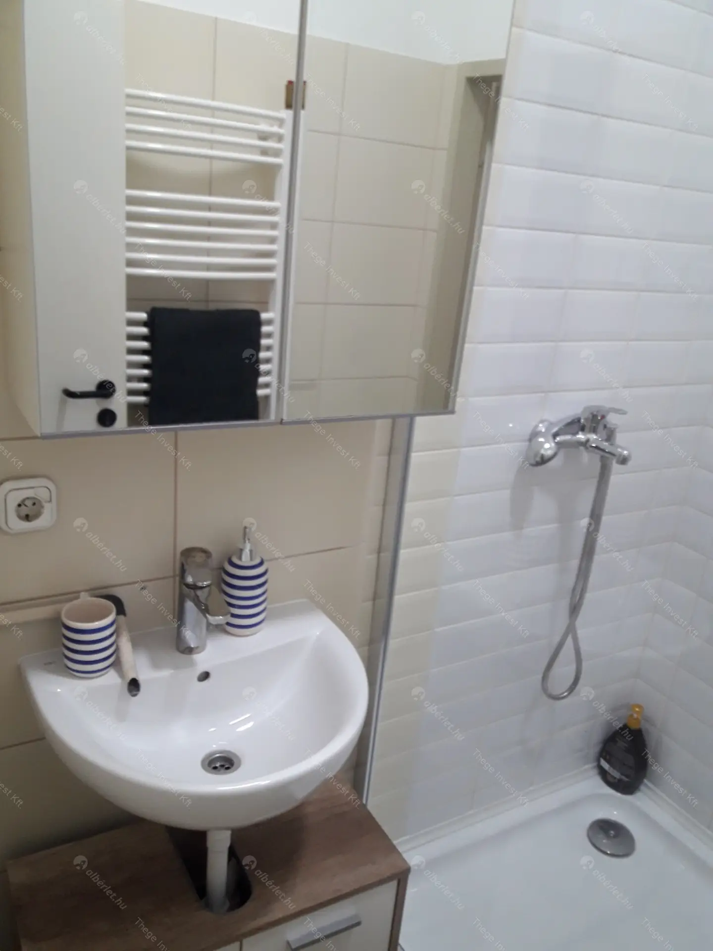 Kiadó albérlet 280000 Ft/hó áron: Budapest, VI. kerület  Paulay Ede utca. Mérete: 52 nm, 2 szobás | Alberlet.hu - 6536048