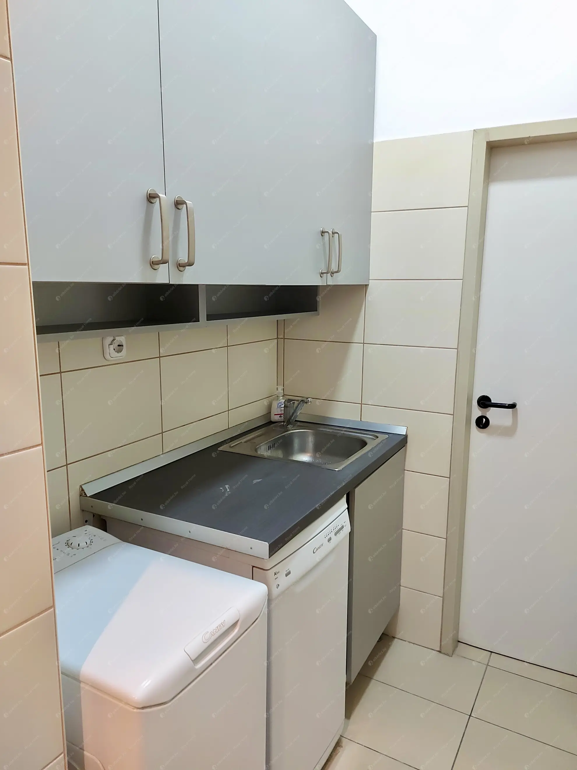 Kiadó albérlet 280000 Ft/hó áron: Budapest, VI. kerület  Paulay Ede utca. Mérete: 52 nm, 2 szobás | Alberlet.hu - 6570089