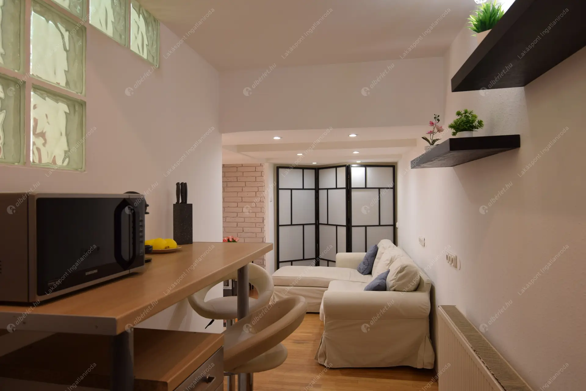 Kiadó albérlet 280000 Ft/hó áron: Budapest, VI. kerület  Paulay Ede utca. Mérete: 54 nm, 3 szobás | Alberlet.hu - 6485226