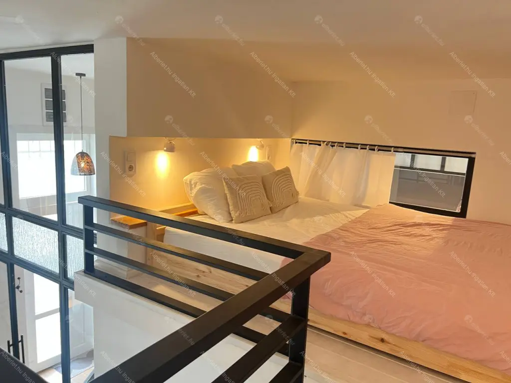 Kiadó albérlet 400000 Ft/hó áron: Budapest, VI. kerület  Paulay Ede utca. Mérete: 62 nm, 3 szobás | Alberlet.hu - 6680266