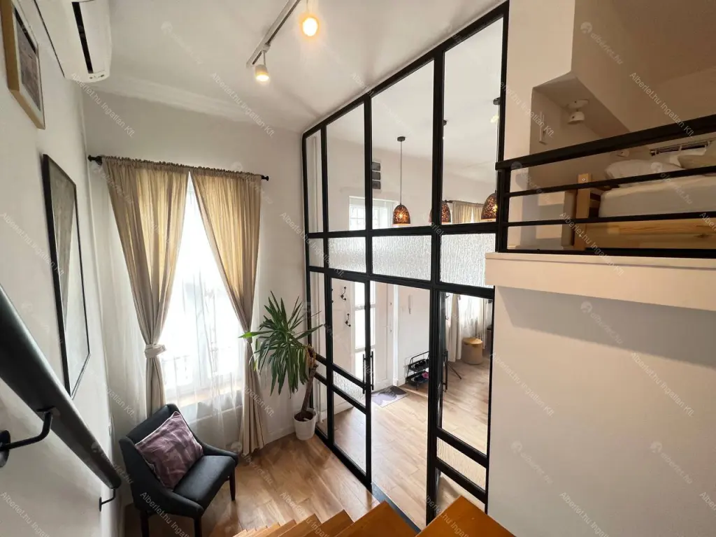 Kiadó albérlet 400000 Ft/hó áron: Budapest, VI. kerület  Paulay Ede utca. Mérete: 62 nm, 3 szobás | Alberlet.hu - 6680267