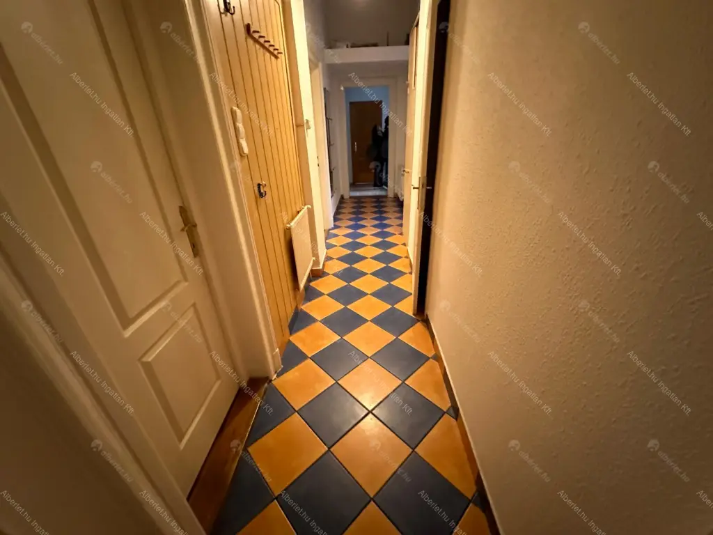 Kiadó albérlet 345000 Ft/hó áron: Budapest, VI. kerület  Paulay Ede utca. Mérete: 70 nm, 3 szobás | Alberlet.hu - 6709282