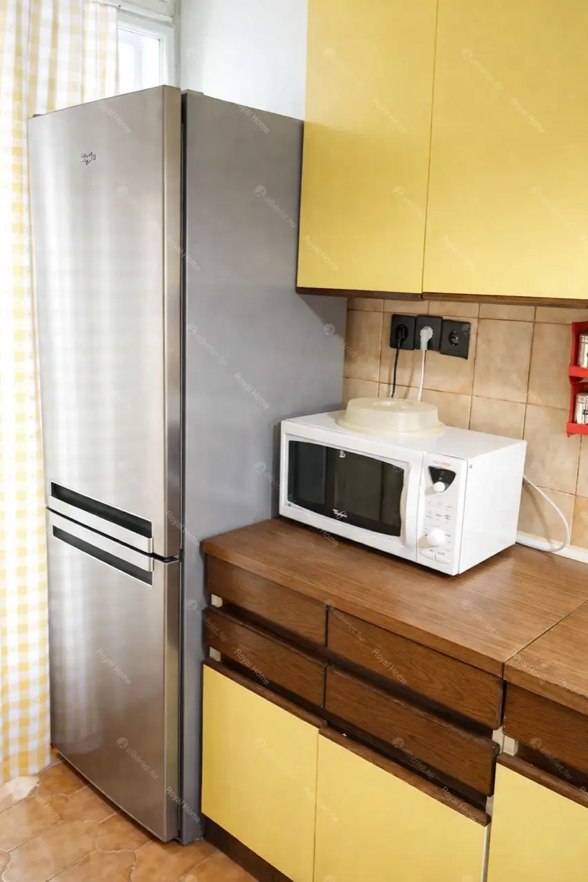 Kiadó albérlet 300000 Ft/hó áron: Budapest, VI. kerület  Paulay Ede utca. Mérete: 86 nm, 3 szobás | Alberlet.hu - 6650122