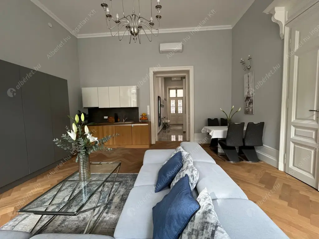 Kiadó albérlet 579000 Ft/hó áron: Budapest, VI. kerület  Podmaniczky utca. Mérete: 100 nm, 3 szobás | Alberlet.hu - 6629617