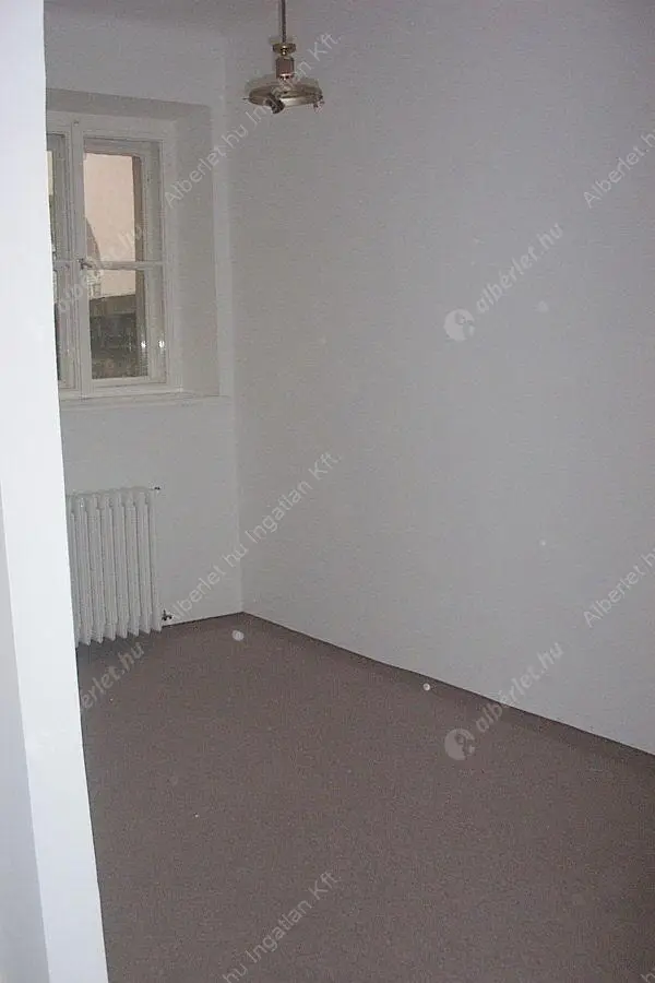 Kiadó albérlet 375000 Ft/hó áron: Budapest, VI. kerület  Podmaniczky utca. Mérete: 134 nm, 4 szobás | Alberlet.hu - 6557225