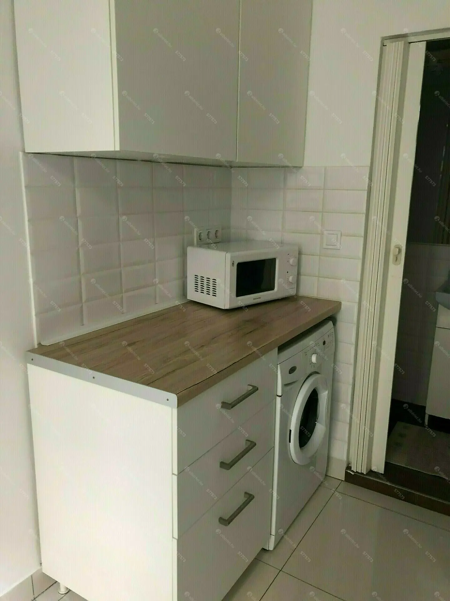 Kiadó albérlet 148000 Ft/hó áron: Budapest, VI. kerület  Podmaniczky utca. Mérete: 18 nm, 1 szobás | Alberlet.hu - 6211244