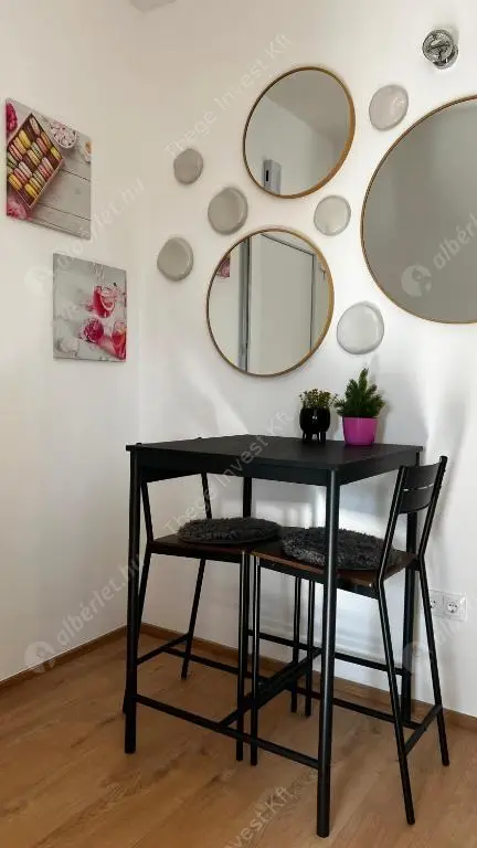 Kiadó albérlet 230000 Ft/hó áron: Budapest, VI. kerület  Podmaniczky utca. Mérete: 27 nm, 1 szobás | Alberlet.hu - 6622741