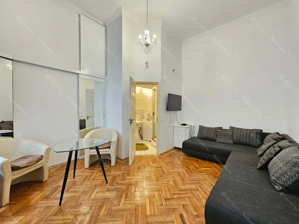 Kiadó albérlet 199000 Ft/hó áron: Budapest, VI. kerület  Podmaniczky utca. Mérete: 31 nm, 1 szobás | Alberlet.hu - 6702372