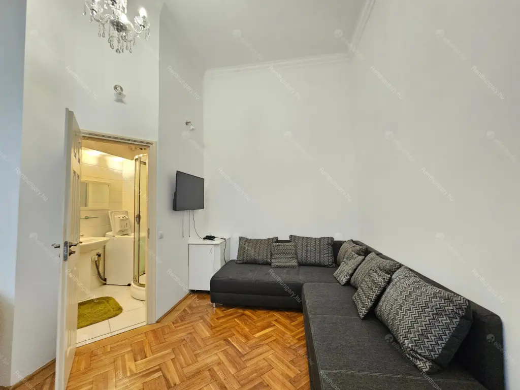 Kiadó albérlet 199000 Ft/hó áron: Budapest, VI. kerület  Podmaniczky utca. Mérete: 31 nm, 1 szobás | Alberlet.hu - 6702374