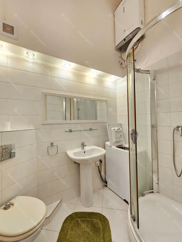 Kiadó albérlet 199000 Ft/hó áron: Budapest, VI. kerület  Podmaniczky utca. Mérete: 31 nm, 1 szobás | Alberlet.hu - 6702375