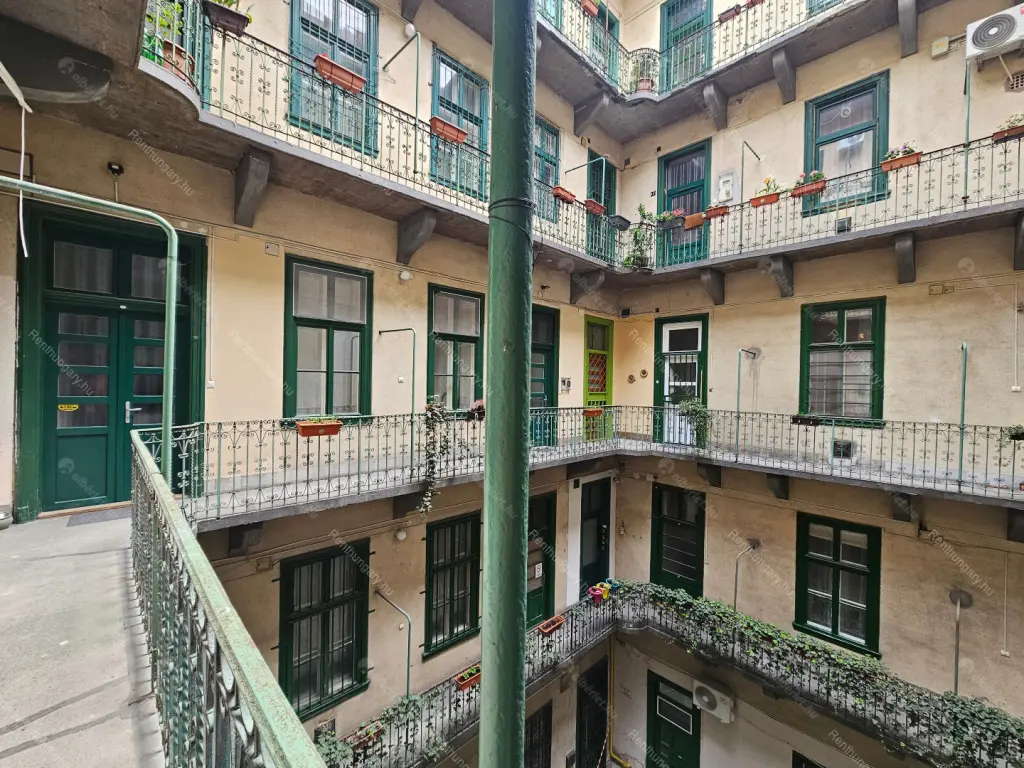 Kiadó albérlet 199000 Ft/hó áron: Budapest, VI. kerület  Podmaniczky utca. Mérete: 31 nm, 1 szobás | Alberlet.hu - 6702379