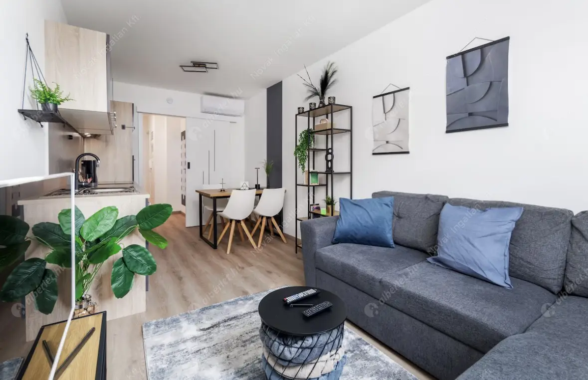 Kiadó albérlet 250000 Ft/hó áron: Budapest, VI. kerület  Podmaniczky utca. Mérete: 32 nm, 1 szobás | Alberlet.hu - 6605067