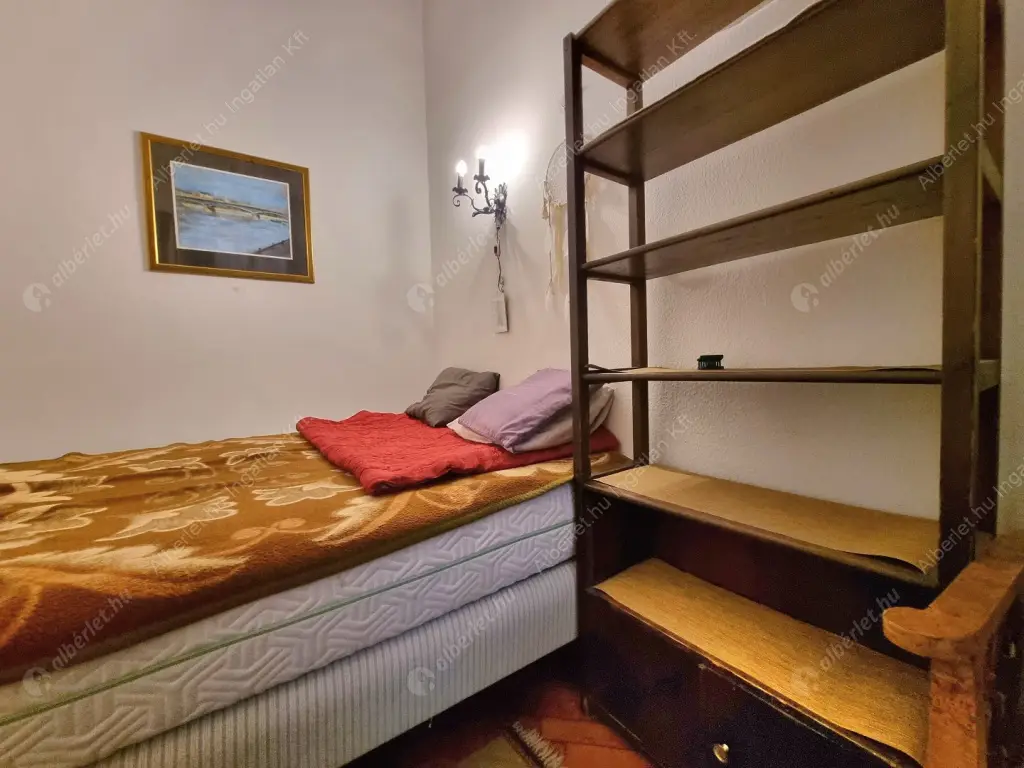 Kiadó albérlet 240000 Ft/hó áron: Budapest, VI. kerület  Podmaniczky utca. Mérete: 47 nm, 1 szobás | Alberlet.hu - 6598906