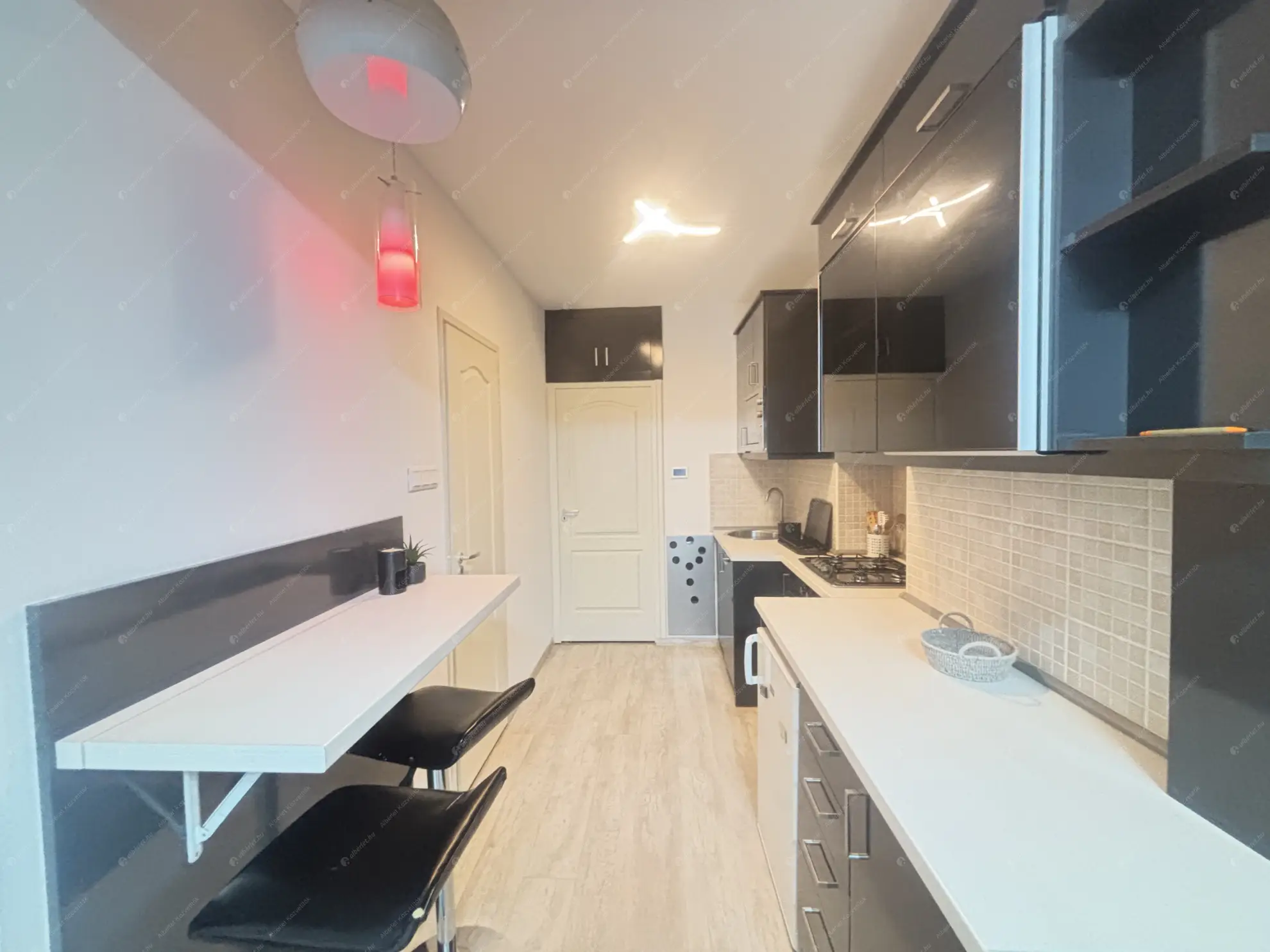 Kiadó albérlet 200000 Ft/hó áron: Budapest, VI. kerület  Podmaniczky utca. Mérete: 51 nm, 1 szobás | Alberlet.hu - 6638364