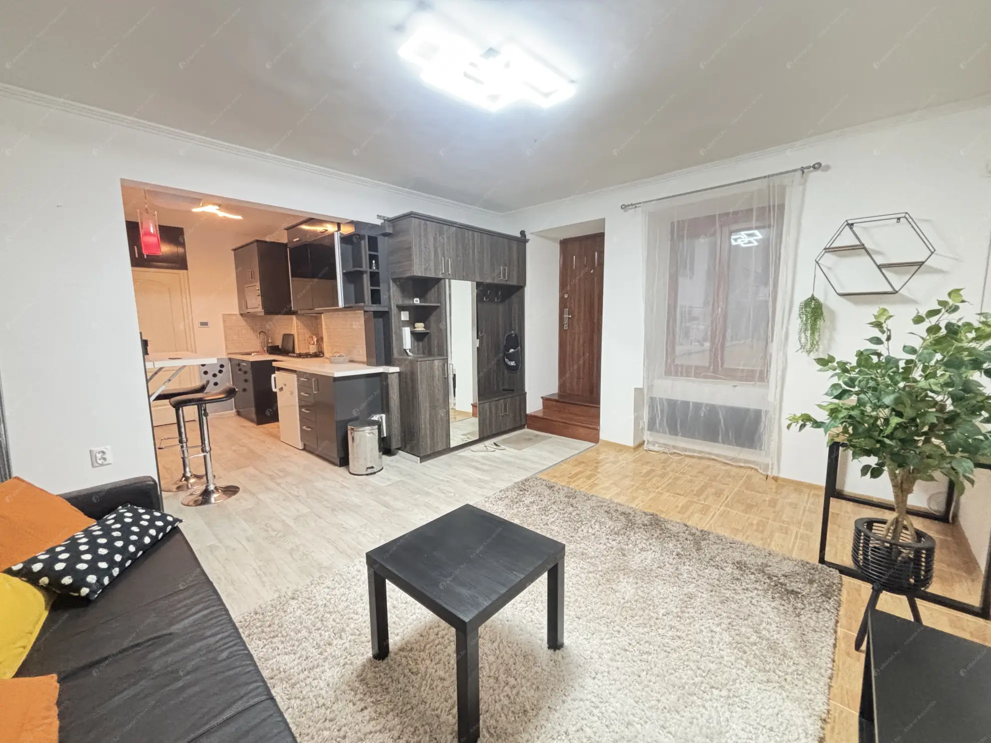 Kiadó albérlet 200000 Ft/hó áron: Budapest, VI. kerület  Podmaniczky utca. Mérete: 51 nm, 1 szobás | Alberlet.hu - 6638368