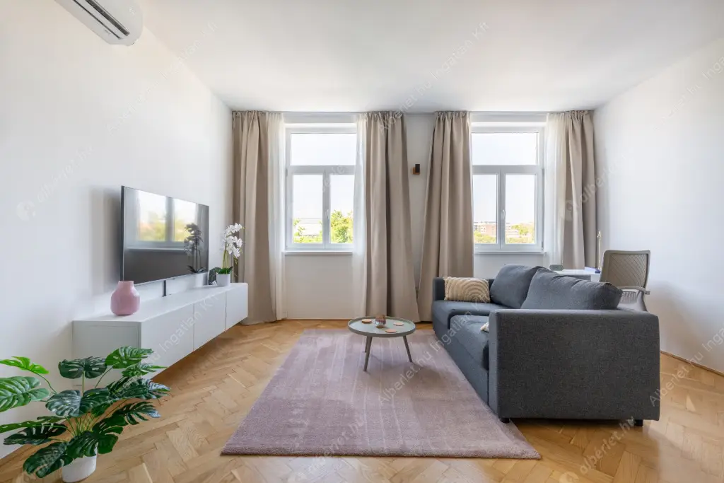 Kiadó albérlet 360000 Ft/hó áron: Budapest, VI. kerület  Podmaniczky utca. Mérete: 52 nm, 2 szobás | Alberlet.hu - 6598360