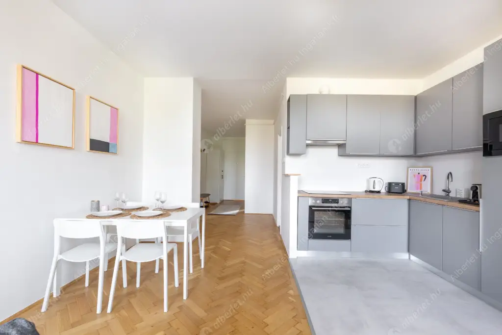 Kiadó albérlet 360000 Ft/hó áron: Budapest, VI. kerület  Podmaniczky utca. Mérete: 52 nm, 2 szobás | Alberlet.hu - 6598374