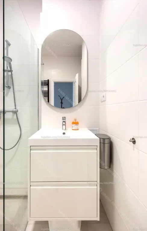 Kiadó albérlet 320000 Ft/hó áron: Budapest, VI. kerület  Podmaniczky utca. Mérete: 52 nm, 2 szobás | Alberlet.hu - 6644840