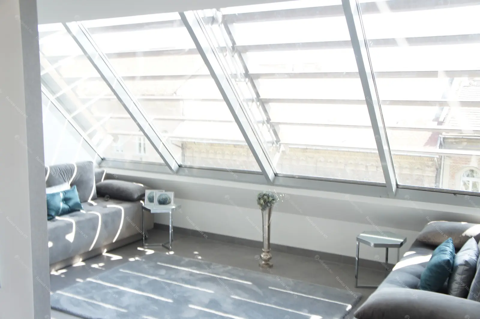 Kiadó albérlet 639000 Ft/hó áron: Budapest, VI. kerület  Podmaniczky utca. Mérete: 70 nm, 1 szobás | Alberlet.hu - 6743856