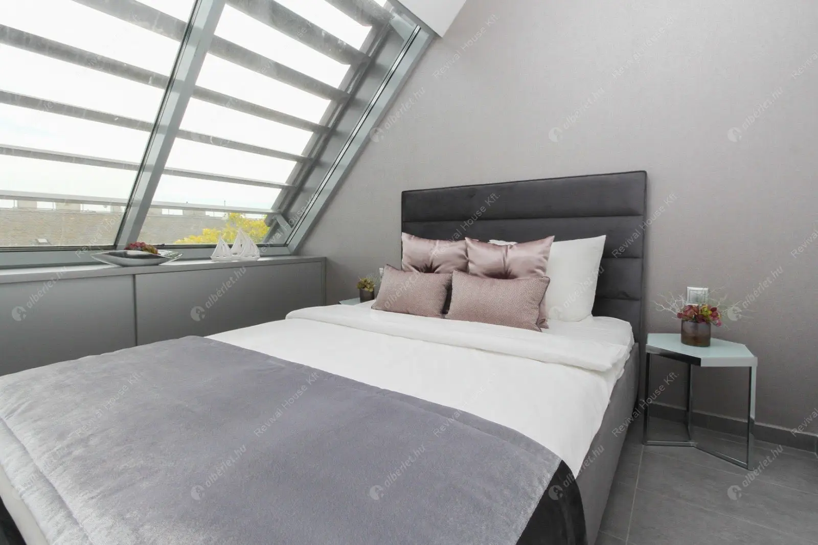 Kiadó albérlet 921000 Ft/hó áron: Budapest, VI. kerület  Podmaniczky utca. Mérete: 86 nm, 4 szobás | Alberlet.hu - 6586178