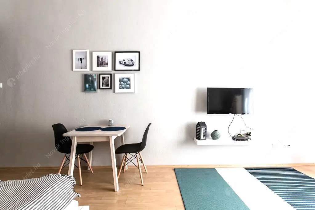 Kiadó albérlet 240000 Ft/hó áron: Budapest, VI. kerület  Révay köz. Mérete: 33 nm, 1 szobás | Alberlet.hu - 6624489