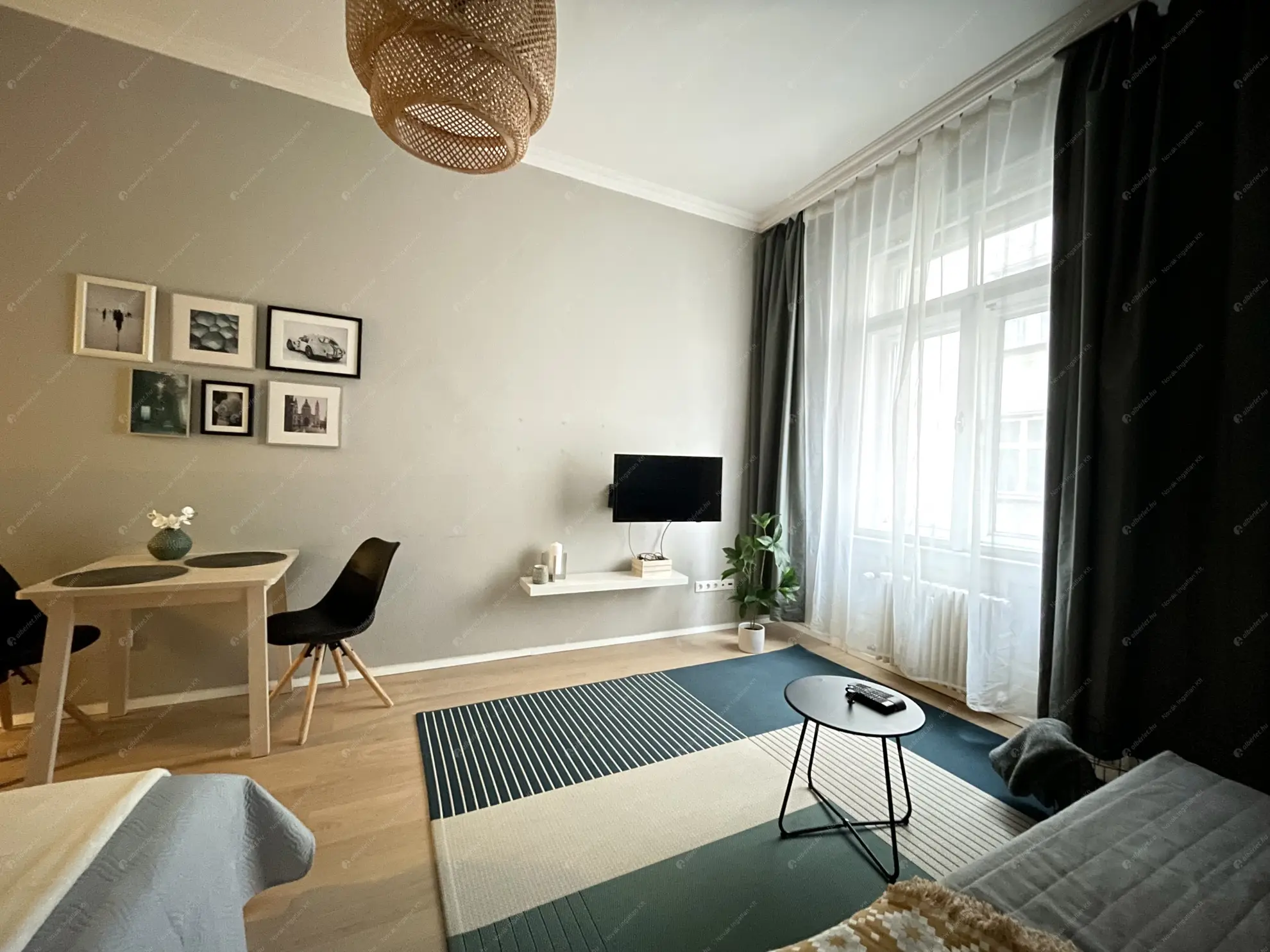 Kiadó albérlet 220000 Ft/hó áron: Budapest, VI. kerület  Révay köz. Mérete: 33 nm, 1 szobás | Alberlet.hu - 6635645