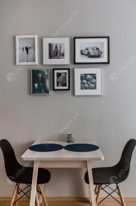 Kiadó albérlet 240000 Ft/hó áron: Budapest, VI. kerület  Révay köz. Mérete: 33 nm, 1 szobás | Alberlet.hu - 6628158