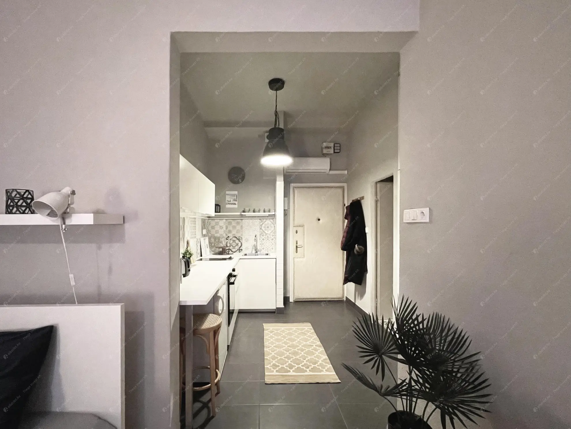 Kiadó albérlet 230000 Ft/hó áron: Budapest, VI. kerület  Révay köz. Mérete: 33 nm, 1 szobás | Alberlet.hu - 6638149