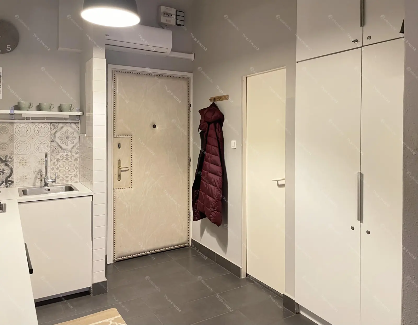 Kiadó albérlet 230000 Ft/hó áron: Budapest, VI. kerület  Révay köz. Mérete: 33 nm, 1 szobás | Alberlet.hu - 6638155