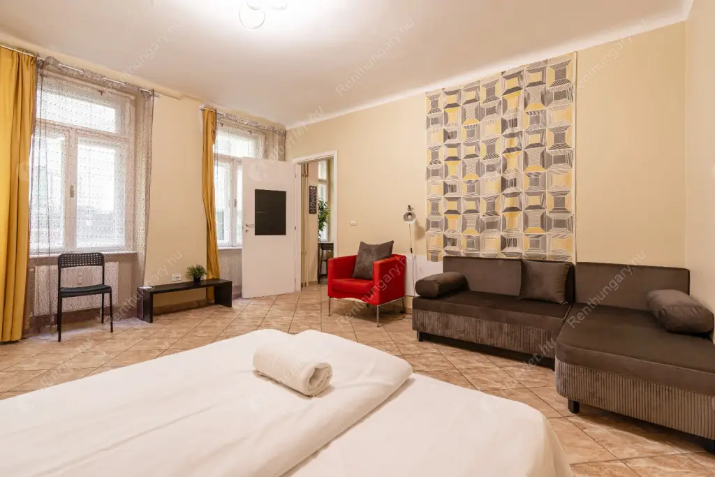 Kiadó albérlet 290000 Ft/hó áron: Budapest, VI. kerület  Révay köz. Mérete: 68 nm, 2 szobás | Alberlet.hu - 6600378