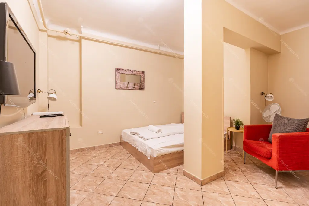 Kiadó albérlet 290000 Ft/hó áron: Budapest, VI. kerület  Révay köz. Mérete: 68 nm, 2 szobás | Alberlet.hu - 6646508