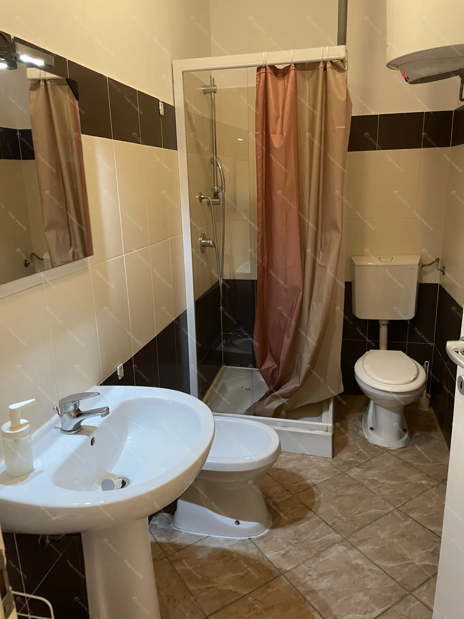 Kiadó albérlet 280000 Ft/hó áron: Budapest, VI. kerület  Révay köz. Mérete: 70 nm, 2 szobás | Alberlet.hu - 6678450