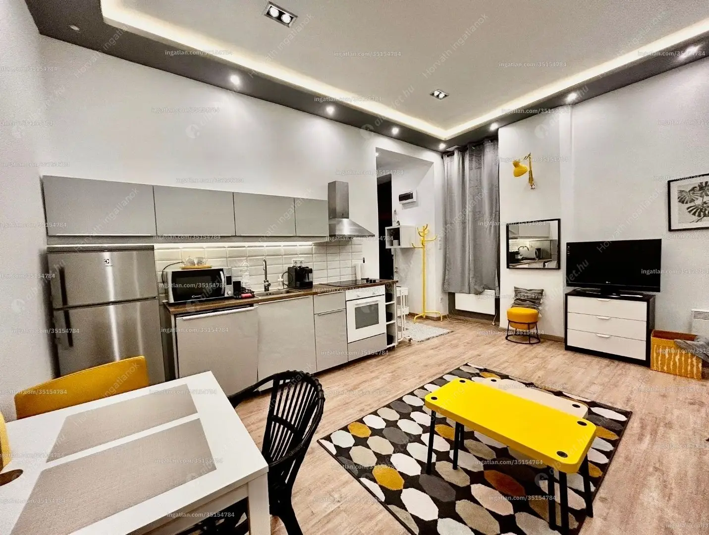 Kiadó albérlet 270000 Ft/hó áron: Budapest, VI. kerület  Rippl-Rónai utca. Mérete: 40 nm, 1 szobás | Alberlet.hu - 6610109