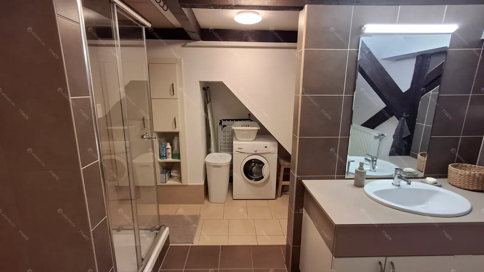 Kiadó albérlet 310000 Ft/hó áron: Budapest, VI. kerület  Rippl-Rónai utca. Mérete: 79 nm, 2 szobás | Alberlet.hu - 6658884