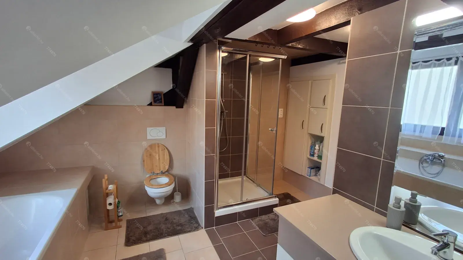 Kiadó albérlet 310000 Ft/hó áron: Budapest, VI. kerület  Rippl-Rónai utca. Mérete: 79 nm, 2 szobás | Alberlet.hu - 6658887