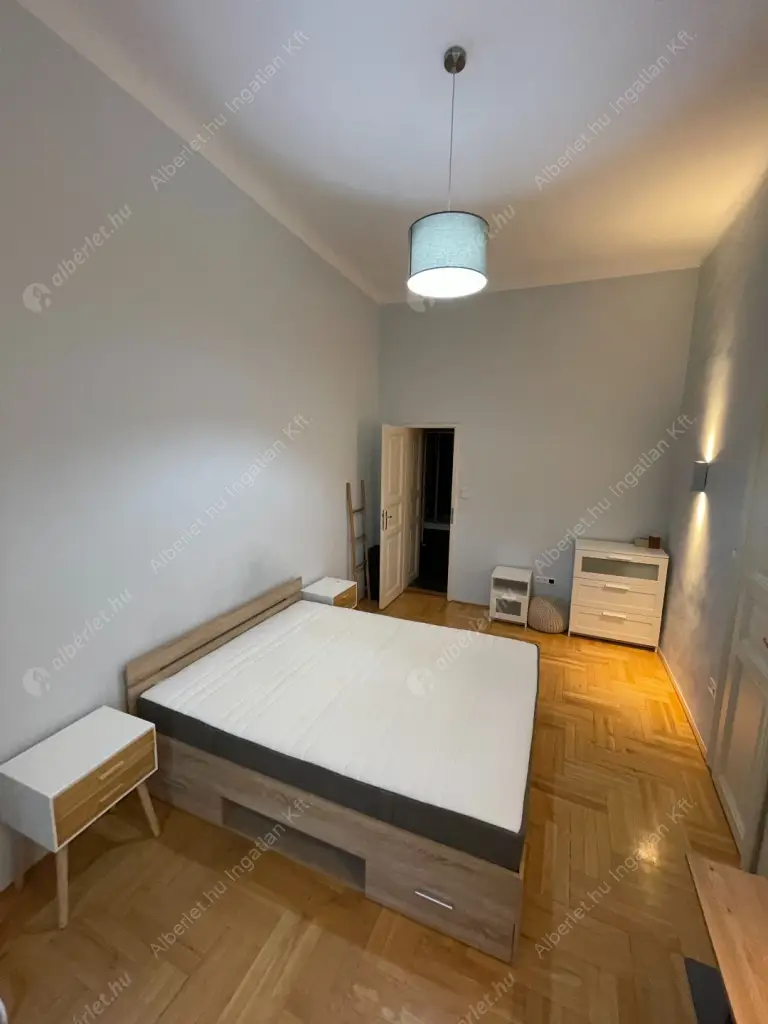 Kiadó albérlet 470000 Ft/hó áron: Budapest, VI. kerület  Rózsa utca. Mérete: 101 nm, 4 szobás | Alberlet.hu - 6615764