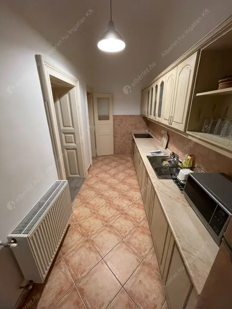 Kiadó albérlet 470000 Ft/hó áron: Budapest, VI. kerület  Rózsa utca. Mérete: 101 nm, 4 szobás | Alberlet.hu - 6615770