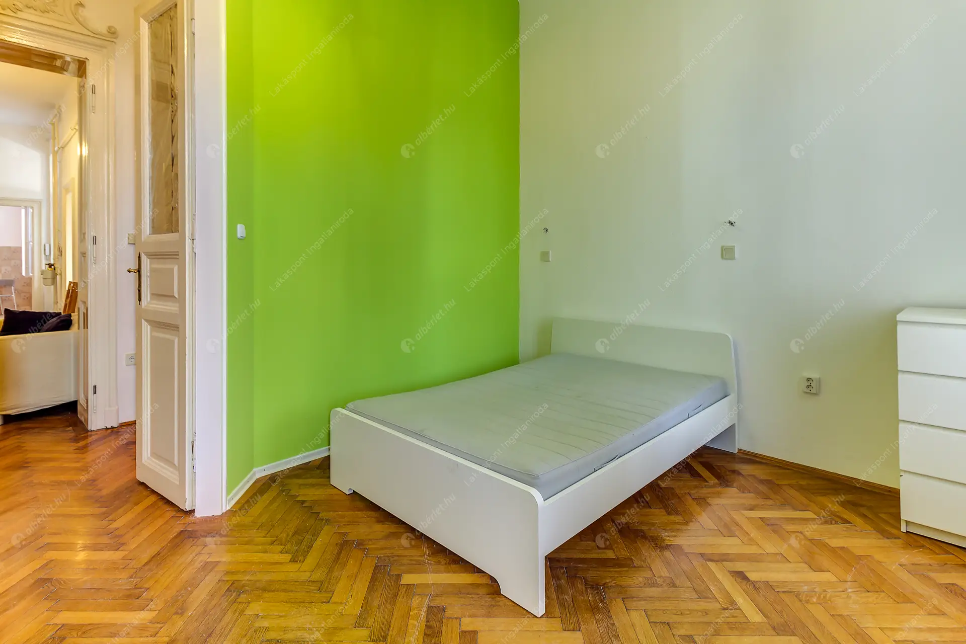 Kiadó albérlet 325000 Ft/hó áron: Budapest, VI. kerület  Rózsa utca. Mérete: 112 nm, 4 szobás | Alberlet.hu - 6617144