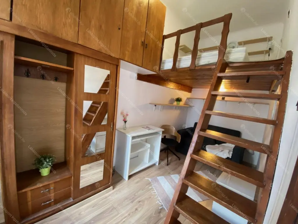 Kiadó albérlet 170000 Ft/hó áron: Budapest, VI. kerület  Rózsa utca. Mérete: 20 nm, 1 szobás | Alberlet.hu - 6650611