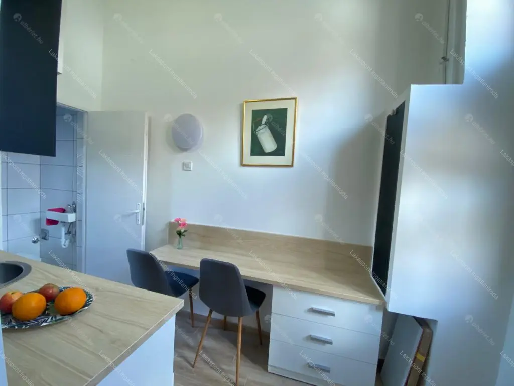 Kiadó albérlet 170000 Ft/hó áron: Budapest, VI. kerület  Rózsa utca. Mérete: 20 nm, 1 szobás | Alberlet.hu - 6650621