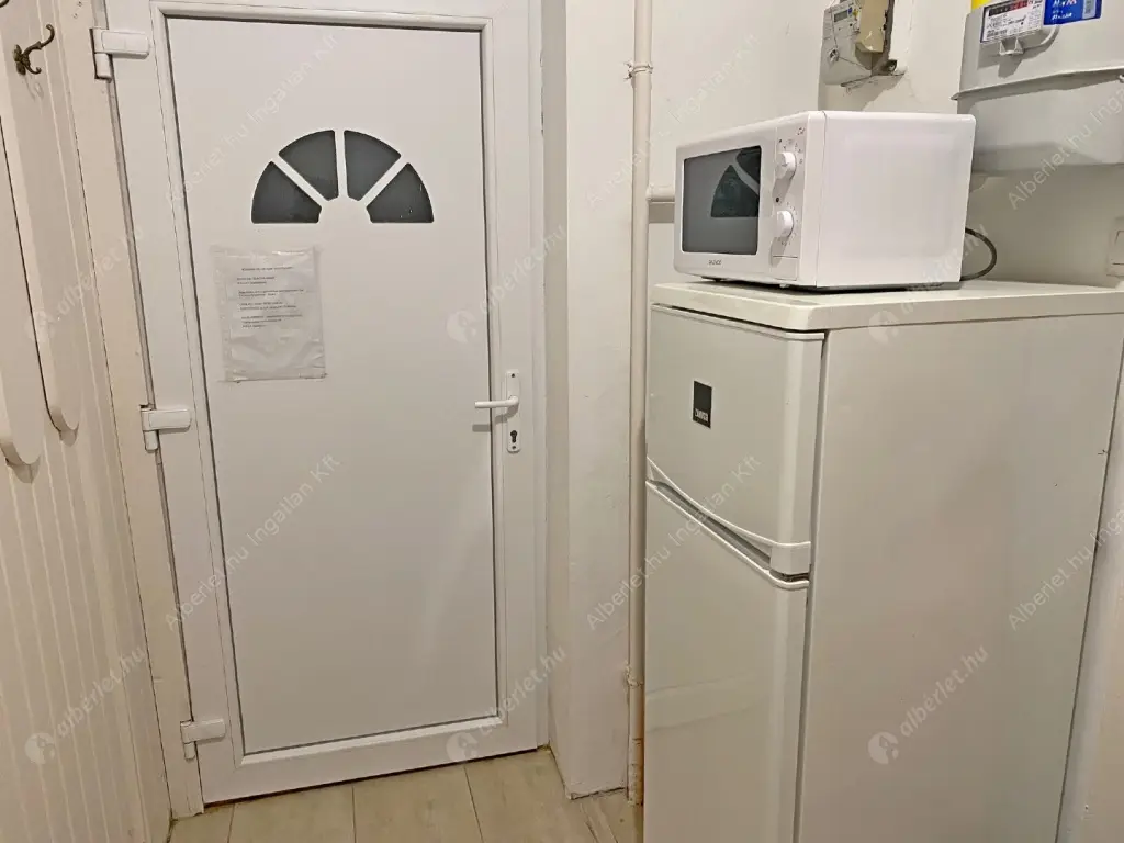 Kiadó albérlet 200000 Ft/hó áron: Budapest, VI. kerület  Rózsa utca. Mérete: 27 nm, 1 szobás | Alberlet.hu - 6598119