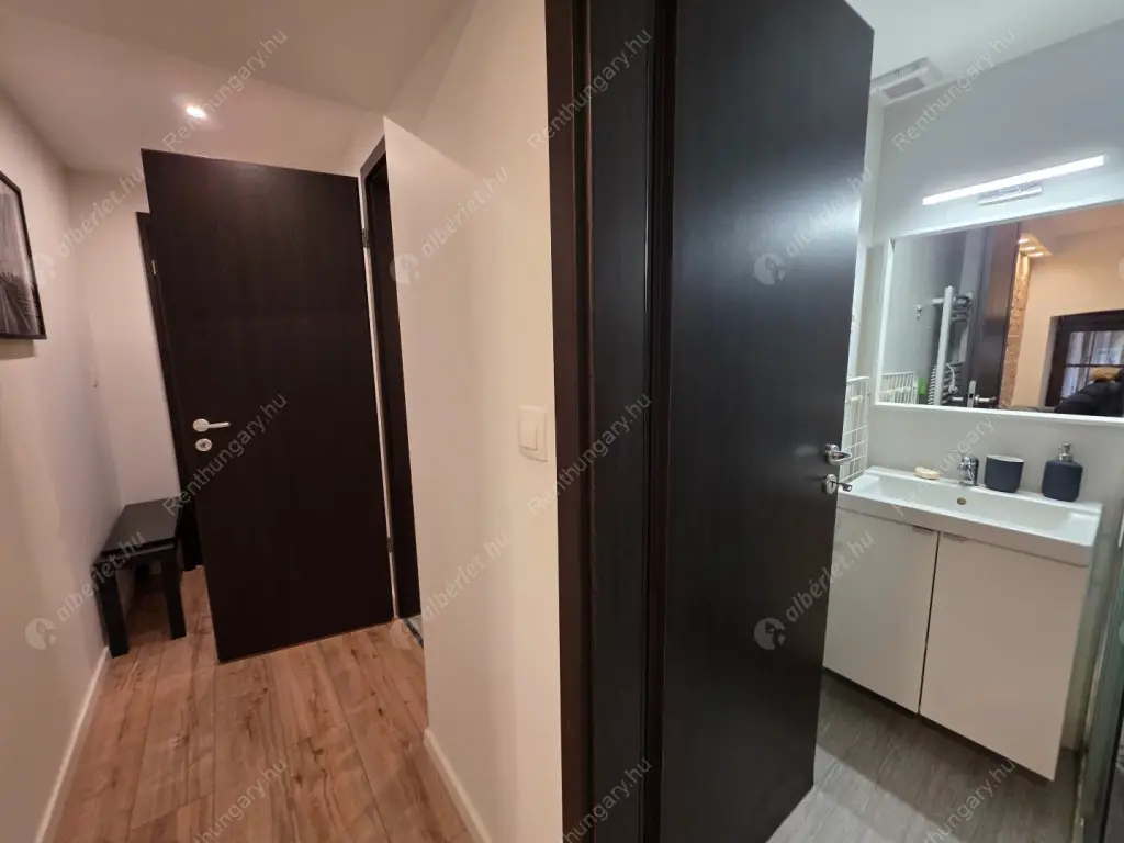 Kiadó albérlet 199000 Ft/hó áron: Budapest, VI. kerület  Rózsa utca. Mérete: 27 nm, 1 szobás | Alberlet.hu - 6634239